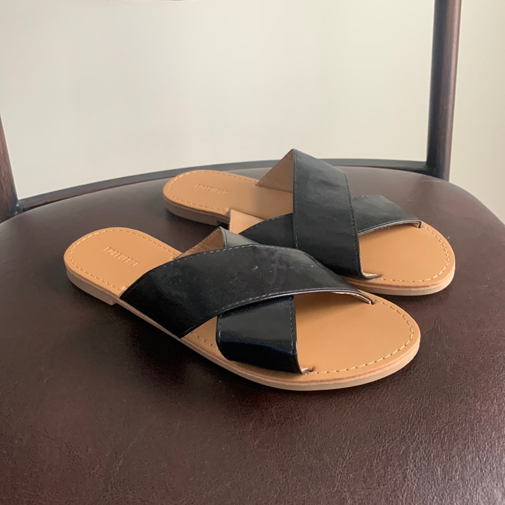 FOREVER 21 size 7 sandal